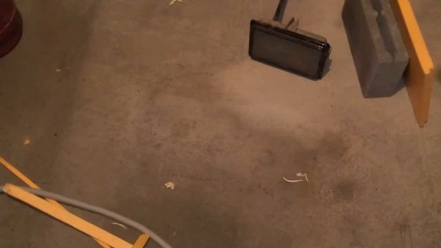 Стройка дома своими руками. Заливки пола зимой #5 смотреть онлайн