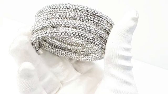 Браслет со стразами Many crystals смотреть онлайн