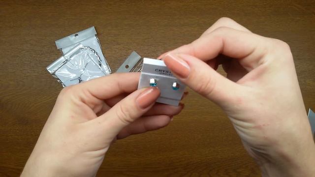 Обзор набора бижутерии из сережек, кулона и браслета с AliExpress (Файна Китайна) смотреть онлайн