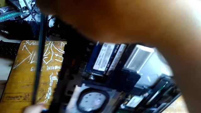 Cara Mengganti Keyboard Acer Aspire One 725 смотреть онлайн