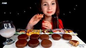 ASMR Итинг ЧОКО ПАЙ? Зеленый чай?Банан? Клубника? Апельсин ?Смородина? Choco Pie MUKBANG