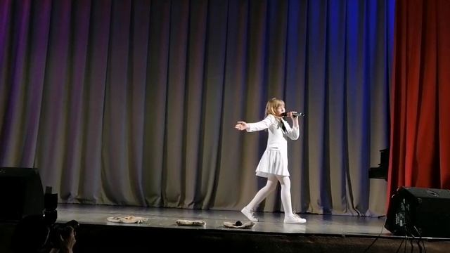 Мэри Поппинс выпускной в детском центре "Радость" смотреть онлайн