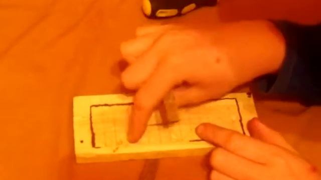 Как сделать подставку для паяльника из прищепки смотреть онлайн