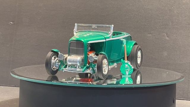 Revell Stacey David 32 Ford Rat Roaster смотреть онлайн