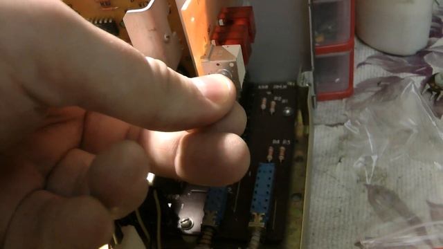 Успел выхватить за 6000р колонки,усилок,эквик и мафон Вега смотреть онлайн