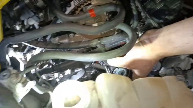 Volvo V40,1.6D,2015.   Replacing The Water Pump, Timing Belt, Timing Belt Tensioner, Timing Belt Pu