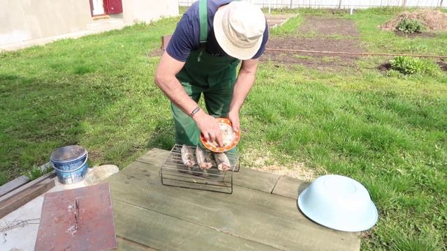 Скумбрия горячего копчения своими руками (рецепт) смотреть онлайн