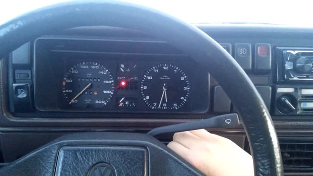 1985 Volkswagen Golf MK2 1.3 startup смотреть онлайн