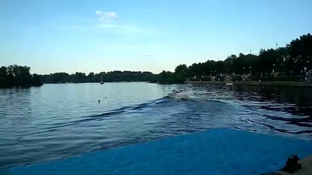 Катер на подводных крыльях#красный кожаный салон#прогулка #наводе #ссср #шикарные смотреть онлайн