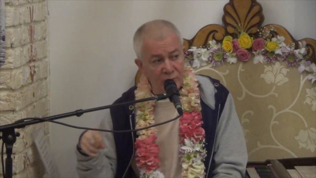 Не читая книг Прабхупады - мы ничего не сможем сделать (Е.М.Чайтанья Чандра Чаран прабху) смотреть онлайн