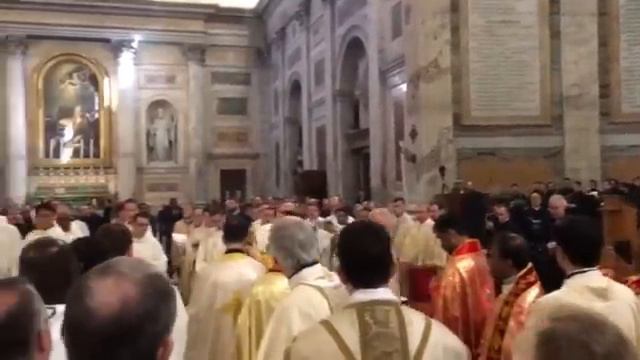 Imatges ordenació episcopal de Manuel Nin a Sant Pau Extramurs de Roma смотреть онлайн
