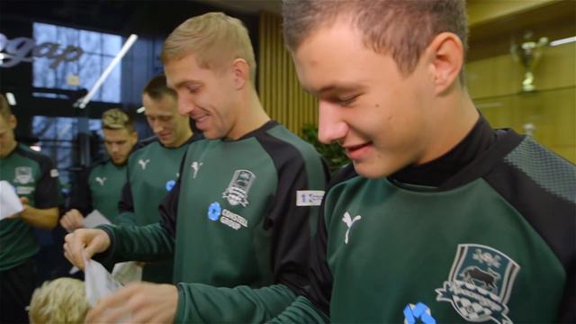 Воспитанники поздравили основу «Краснодара» с наступающим Новым годом! смотреть онлайн