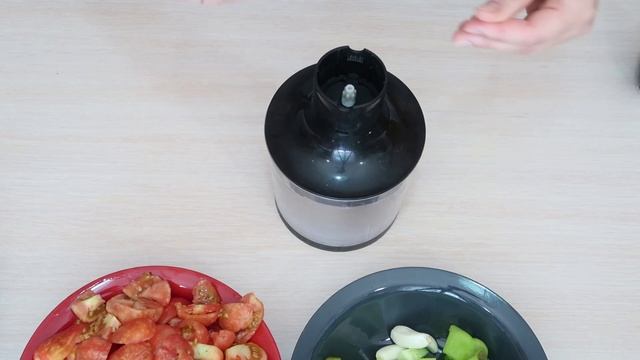 Холодный томатный суп Гаспачо – испанская кухня смотреть онлайн