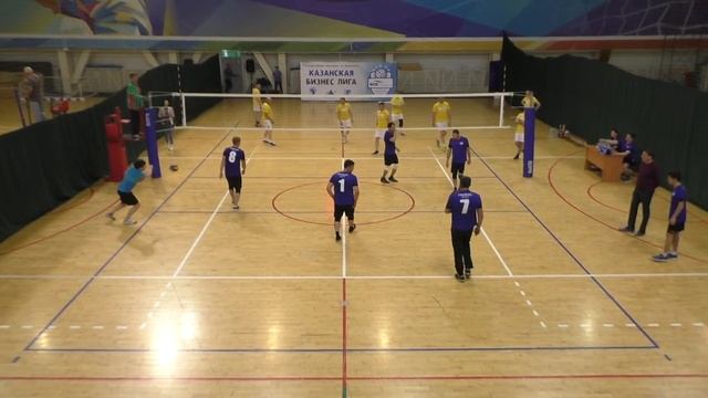КАЗАНСКАЯ ВОЛЕЙБОЛЬНАЯ БИЗНЕС ЛИГА. 3 ТУР. БТИ РТ - ГЛОБУС МАРКЕТ. 1 СЕТ. смотреть онлайн