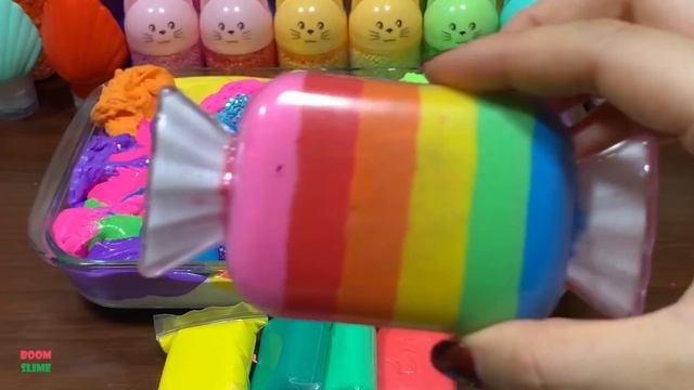 RELAXING WITH CLAY PIPING BAG & GLITTER | Mixing Random Things Into GLOSSY Slime #1975 смотреть онлайн