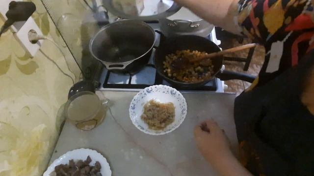 Готовила себе ,понравился всем ? смотреть онлайн