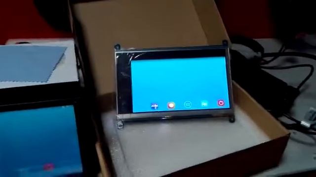 Newsmy NU5002-H-H0 Dual screen смотреть онлайн