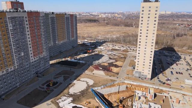 ЖК Анкудиновский Парк днем и ночью апрель смотреть онлайн