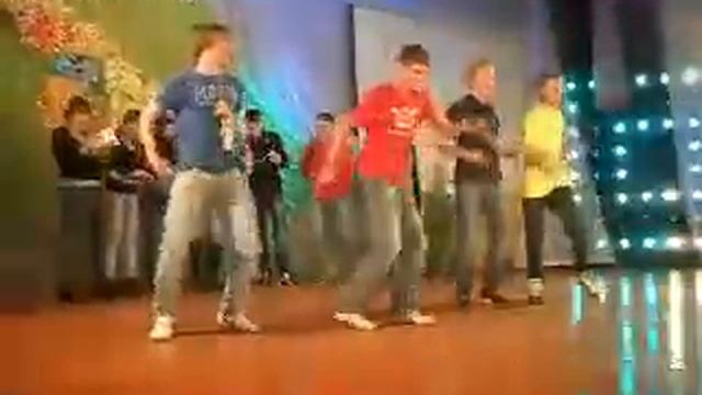 ШКОЛЬНЫЙ ОСЕННИЙ БАЛ (2011) 11 Б смотреть онлайн