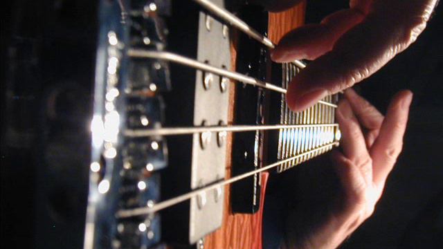 Jazzy Like Weird Bass Improvisation смотреть онлайн