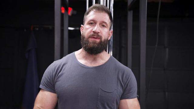 AMAZING SHOULDER WORKOUT (..NOT WHAT YOU THINK!) смотреть онлайн