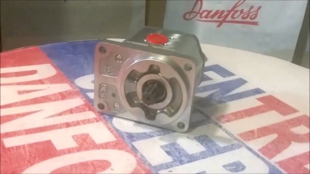 Гидро Мотор Шестеренный SNU2 8 D SC02 MFD Наличие! 121 20 551 00 SNU2NN 8,0RNB2DBP1B5B7NNBA NNNNN смотреть онлайн