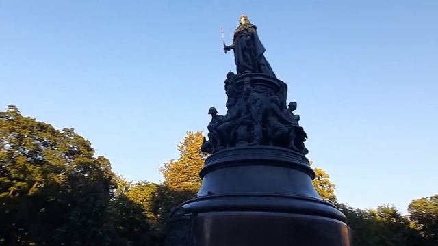 С.Петербург. Памятник Екатерине II. смотреть онлайн
