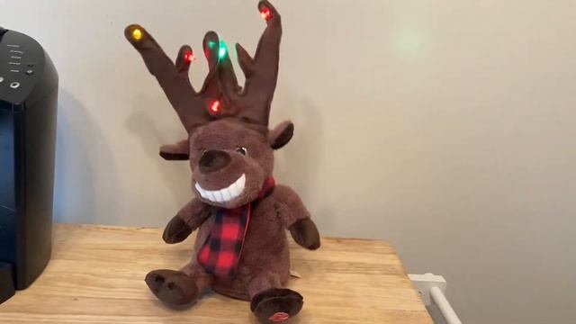 Dandee Animated reindeer смотреть онлайн