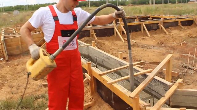 Глубинный вибратор для уплотнения бетона Masalta смотреть онлайн