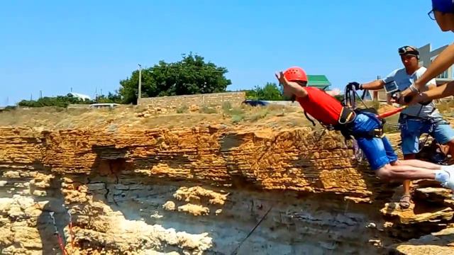 Разбежавшись, прыгну со скалы. Мыс Фиолент. Севастополь. JuMp & FlY смотреть онлайн