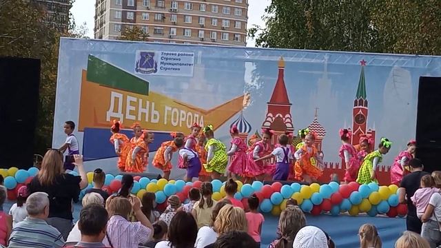 А ты меня любишь? Хореографический ансамбль Веселуха. 7.09.2019 смотреть онлайн