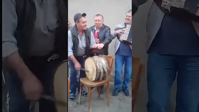 У Марины на Дне Рождении, Дима Гиржу и Дима Тащи смотреть онлайн