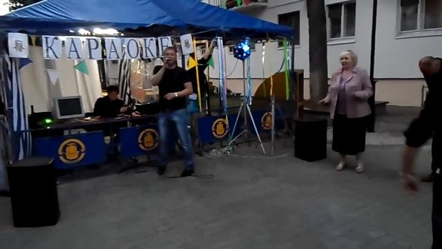 КРУТО ПОЁТ МИХАЙЛОВА!!!! (часть 1) смотреть онлайн