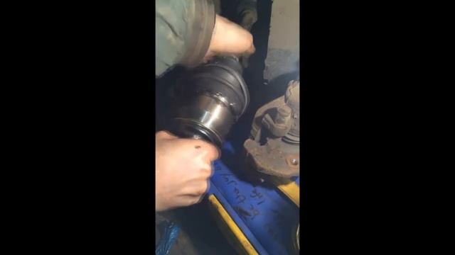 Замена внешнего шруса мазда 3 хэтчбек 1 6 АТ смотреть онлайн