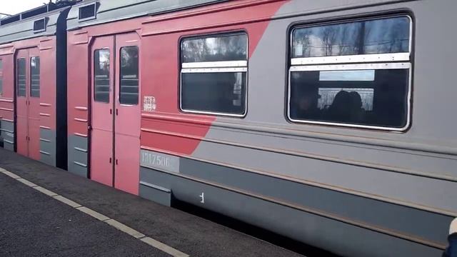 ЭД4М-0094 с сообщением Уфа Улу-Теляк смотреть онлайн
