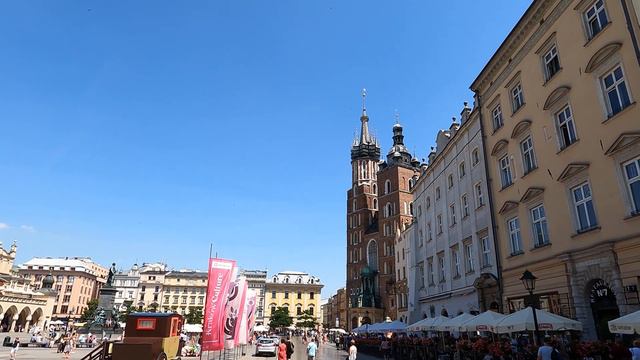 4K Krakow St. Mary's Trumpet Call - Main square in Krakow - Krakow travel video - Poland 4K смотреть онлайн