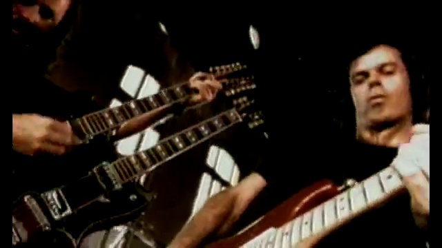 Engenheiros Do Hawaii - A Perigo (Clipe Oficial) смотреть онлайн