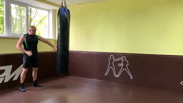Школа бокса Виктора Кулика / Мощный дальний прямой удар смотреть онлайн