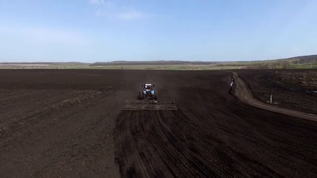Подготовка земли под закладку сада Фундука. Вспашка, боронование, культивация. смотреть онлайн