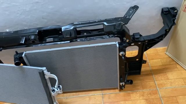 Dàn nóng két nước , xương đầu xe Kia K3 / 0979513222 смотреть онлайн