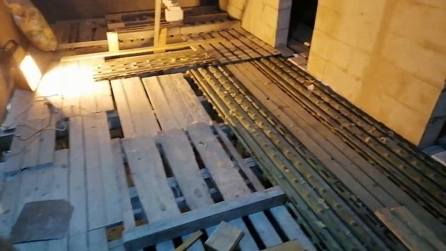 Строим дом. Часть 188. Перетирка газоблока, самый короткий провод от лампочки.