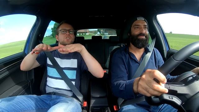 DER ULTIMATIVE VERGLEICH! VW GOLF GTI TCR vs GOLF R | Fahr doch смотреть онлайн