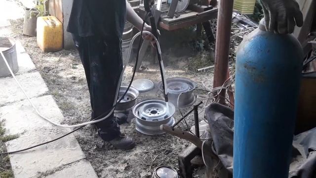 Сравнение пескоструйной насадки на КЕРХЕР и сухого пескоструйного аппарата.