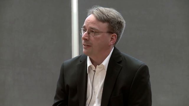 Linus to Nvidia: Fuck You ! смотреть онлайн