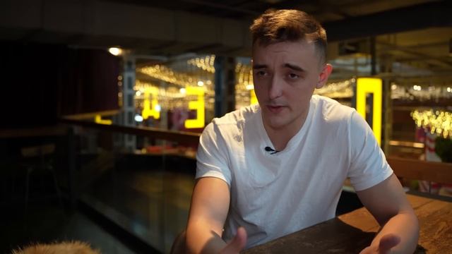 НЕ ВЗДУМАЙ уходить с работы, когда открываешь свой бизнес! Ошибка большинства