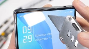 Red Magic 8 Pro - Тест на прочность! // JerryRigEverything (Перевод и озвучка от NickMas)