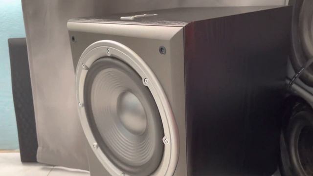 JBL E150P Bass Test! (Use headphones) смотреть онлайн