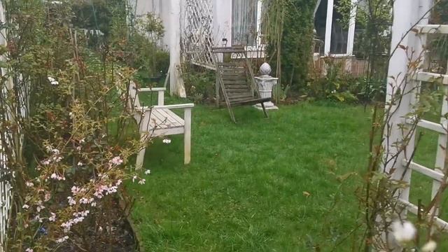 Весна в Фарфоровом саду смотреть онлайн
