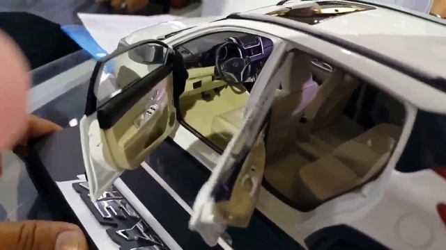 Diecast Toyota Yaris Heykers 2016 1:18 смотреть онлайн