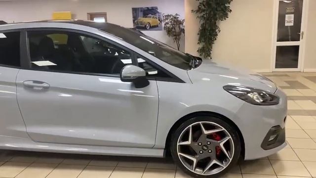Ford Fiesta ST 3 смотреть онлайн